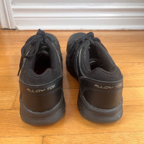Sketchers Alloy Toe Work Shoes - Picture 3 of 4